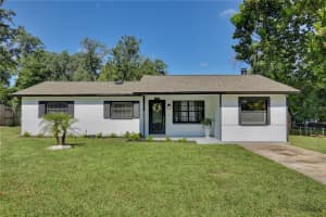 320 Avalone Dr, APOPKA