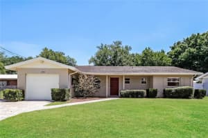 120 Miller Dr, WINTER HAVEN