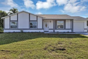 1099 Dusseldorf Ave Nw, PALM BAY