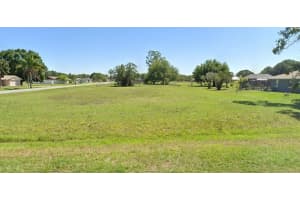 7016 Coral Ridge Rd #11, SEBRING