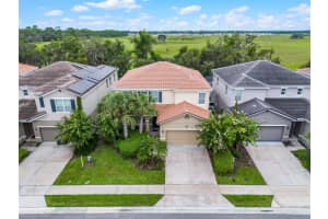 6096 Broad Oak Dr, DAVENPORT