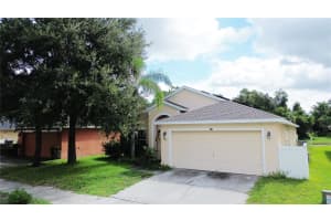 940 Sandy Ridge Dr, DAVENPORT