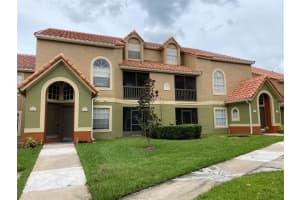 405 Fountainhead Cir #243, KISSIMMEE