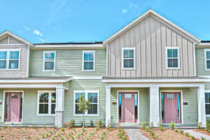 6443 Cyrils Dr, ST CLOUD