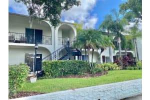 145 E 6th Ave #7, MOUNT DORA