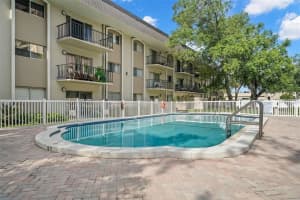 4610 W Gray St #308, TAMPA