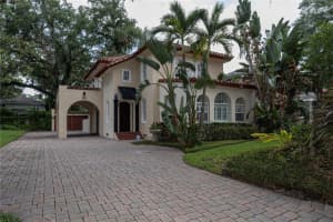 732 Edgewater Dr, ORLANDO
