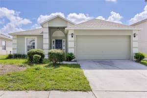 566 Stonewall Ave, HAINES CITY