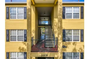 2019 Dixie Belle Dr #2019t, ORLANDO