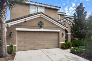 4320 Acorn Ct, DAVENPORT