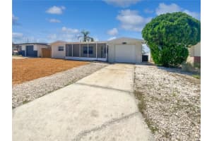 4848 Colonnade Ave, HOLIDAY