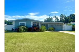 2815 Southern Pkwy W, BRADENTON