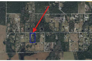 23300 Sisler Ave, CHRISTMAS 23300 Sisler Ave, CHRISTMAS