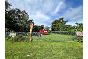 730 N Combee Rd, LAKELAND