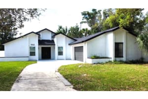1932 Houndslake Dr, WINTER PARK