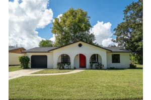 998 Field St, OVIEDO