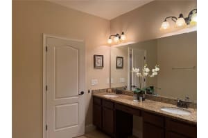 4353 Acorn Ct, DAVENPORT