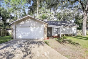 105 Whispering Pines Ct, SANFORD