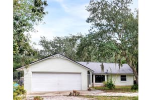 32645 Red Oak Dr, EUSTIS