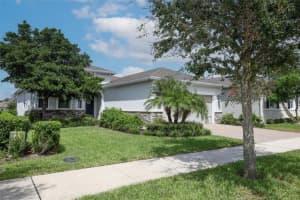 560 Adenmore Ter, DELAND