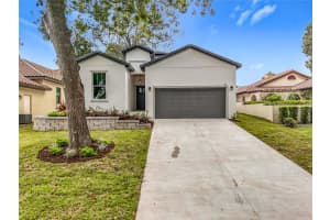 8 Forest Ln, EUSTIS