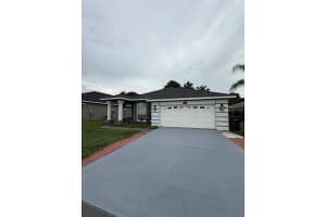 132 Golf Aire Blvd, HAINES CITY