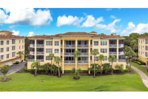 6350 Watercrest Way #203, LAKEWOOD RANCH