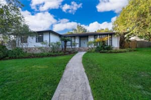 201 Lyndhurst Ct, LONGWOOD
