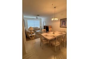 1212 S Hiawassee Rd #525, ORLANDO