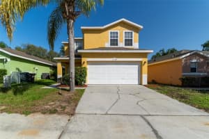 1129 Royal Ridge Dr, DAVENPORT