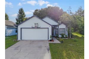 555 Swallow Ct, APOPKA