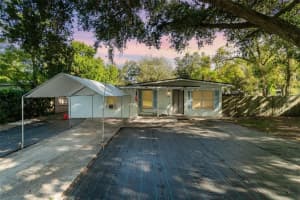 306 Fairmont Dr, SANFORD