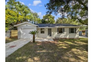 1401 Rossman Dr, APOPKA