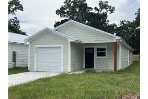 1012 E Hazzard Ave, EUSTIS