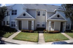 330 Southern Pecan Cir #204, WINTER GARDEN