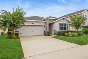 653 E Victoria Trails Blvd, DELAND