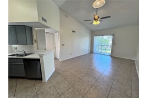 1932 Lake Atriums Cir #85, ORLANDO