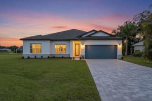 468 Chubut Ct, PUNTA GORDA