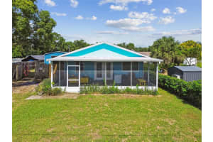 87 Lone Star St, UMATILLA