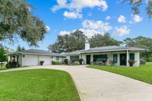 1305 Greenwood St, TITUSVILLE