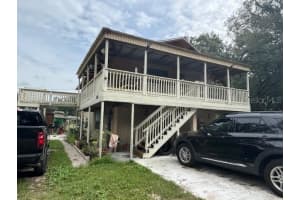 2341 Taylor Rd E, AUBURNDALE