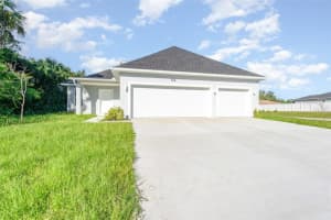 776 Griffin Ave Sw, PALM BAY