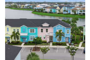 2949 Caribbean Soul Dr, KISSIMMEE