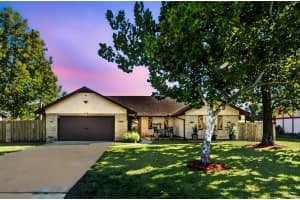 1713 Peach Tree Blvd, ST CLOUD