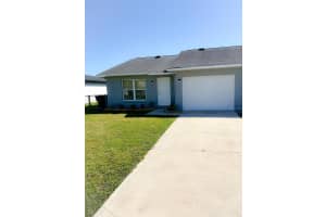 75 W Towne Pl, TITUSVILLE 75 W Towne Pl, TITUSVILLE