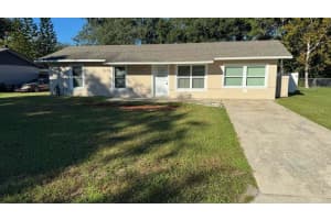 545 Oak Dr, TAVARES