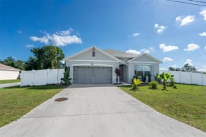 1002 Cannock Dr, KISSIMMEE