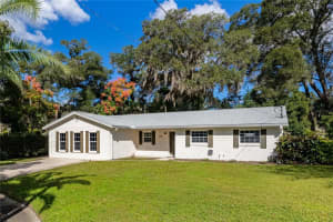 776 Mockingbird Ln, DELAND