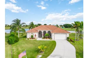 18049 Greenwood Dr, NAPLES 18049 Greenwood Dr, NAPLES