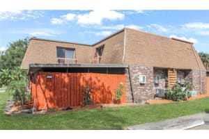 401 Terrace Ct, SANFORD